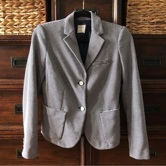 Gap blue and white striped "The Academy Blazer" in size 2 - Picture 1 of 7